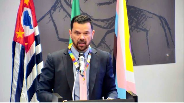 “Orgulho nasce da coragem de existir, resistir e ocupar espaços”, afirma Ronaldo Callado durante Semana do Orgulho LGBTQIAPN+								