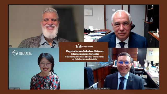 Aula magna com ministros do TST inicia curso 